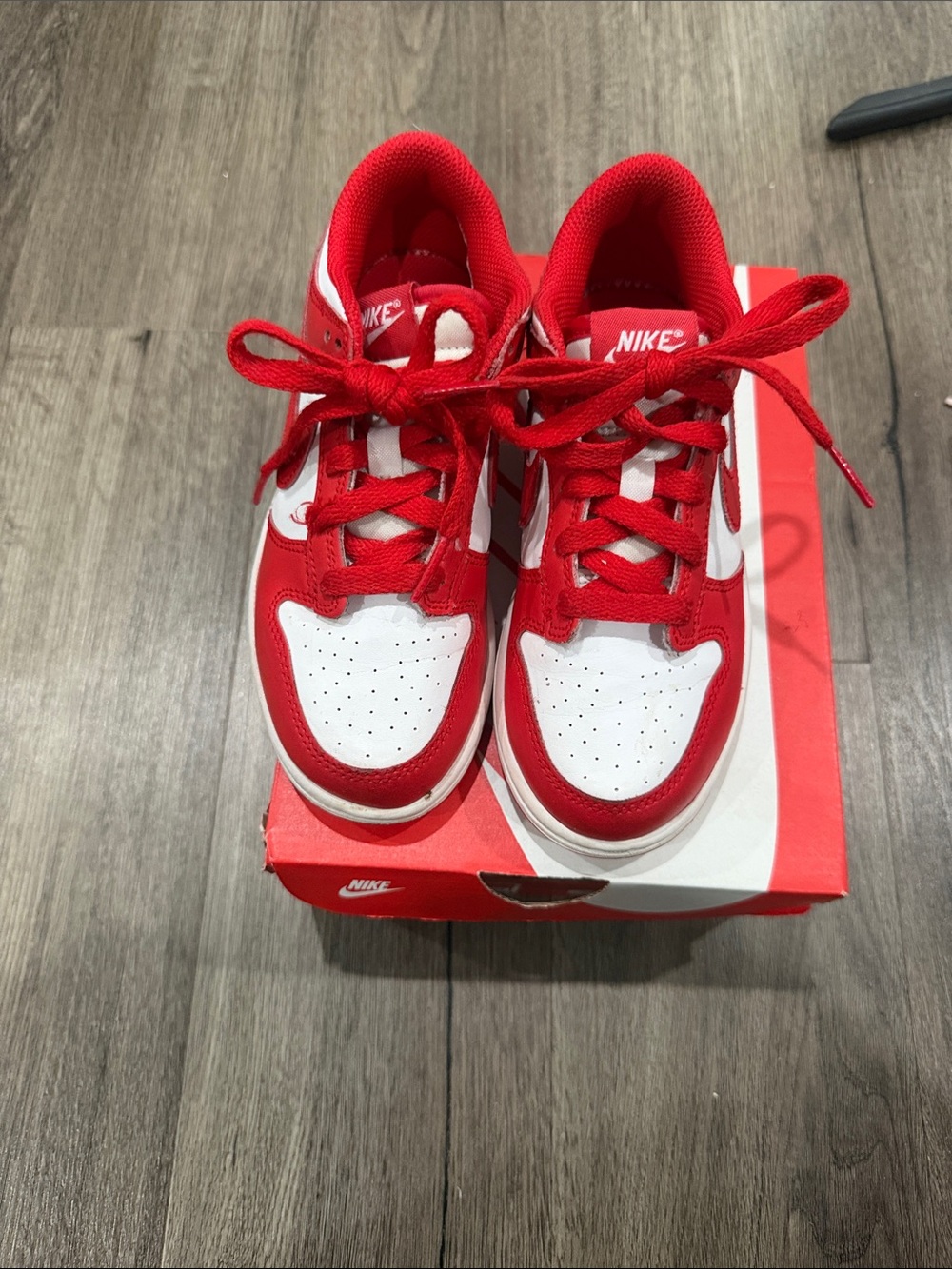 Nike Kids Red and White Low-Top Sneakers